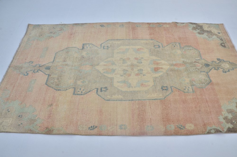 Vintage Turkish Tan Rug, 1960s for sale at Pamono