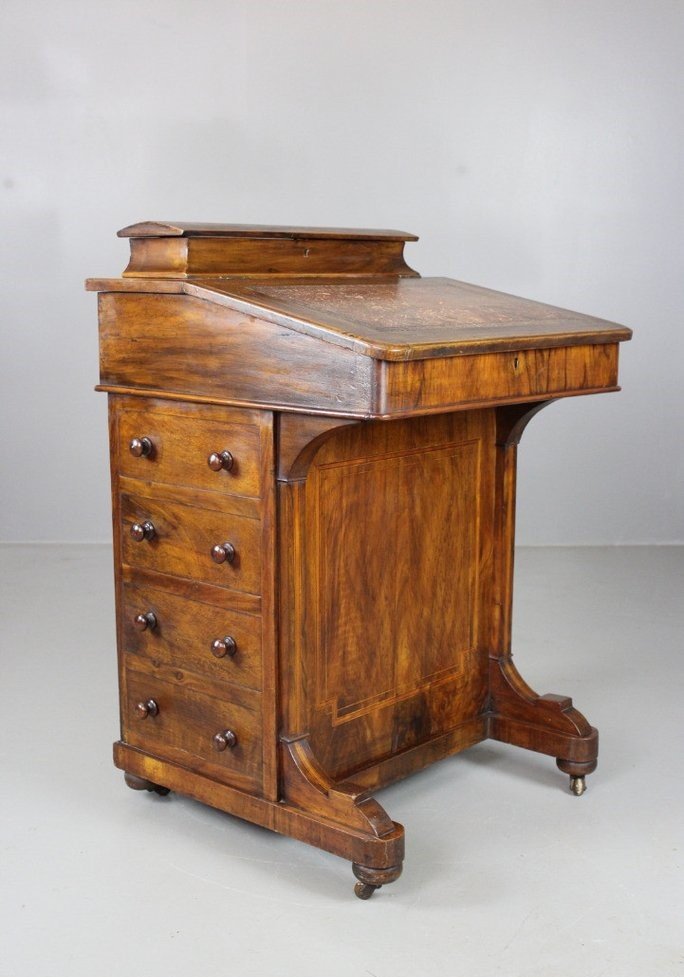 Antique Victorian Walnut Davenport Desk for sale at Pamono