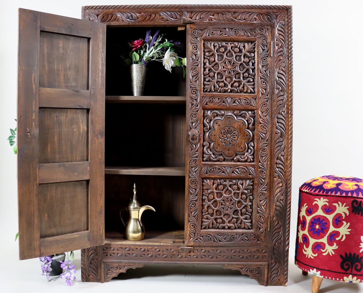 Vintage Hall Cabinet, 1970s for sale at Pamono