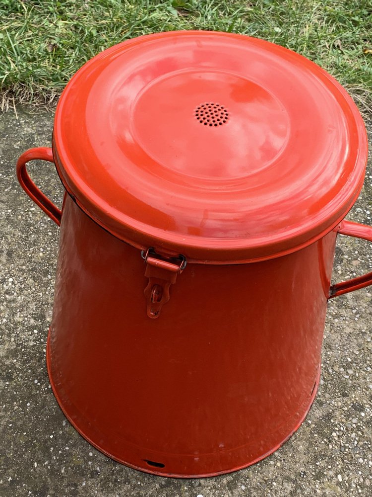 Red Enamel Bin, 1950s for sale at Pamono
