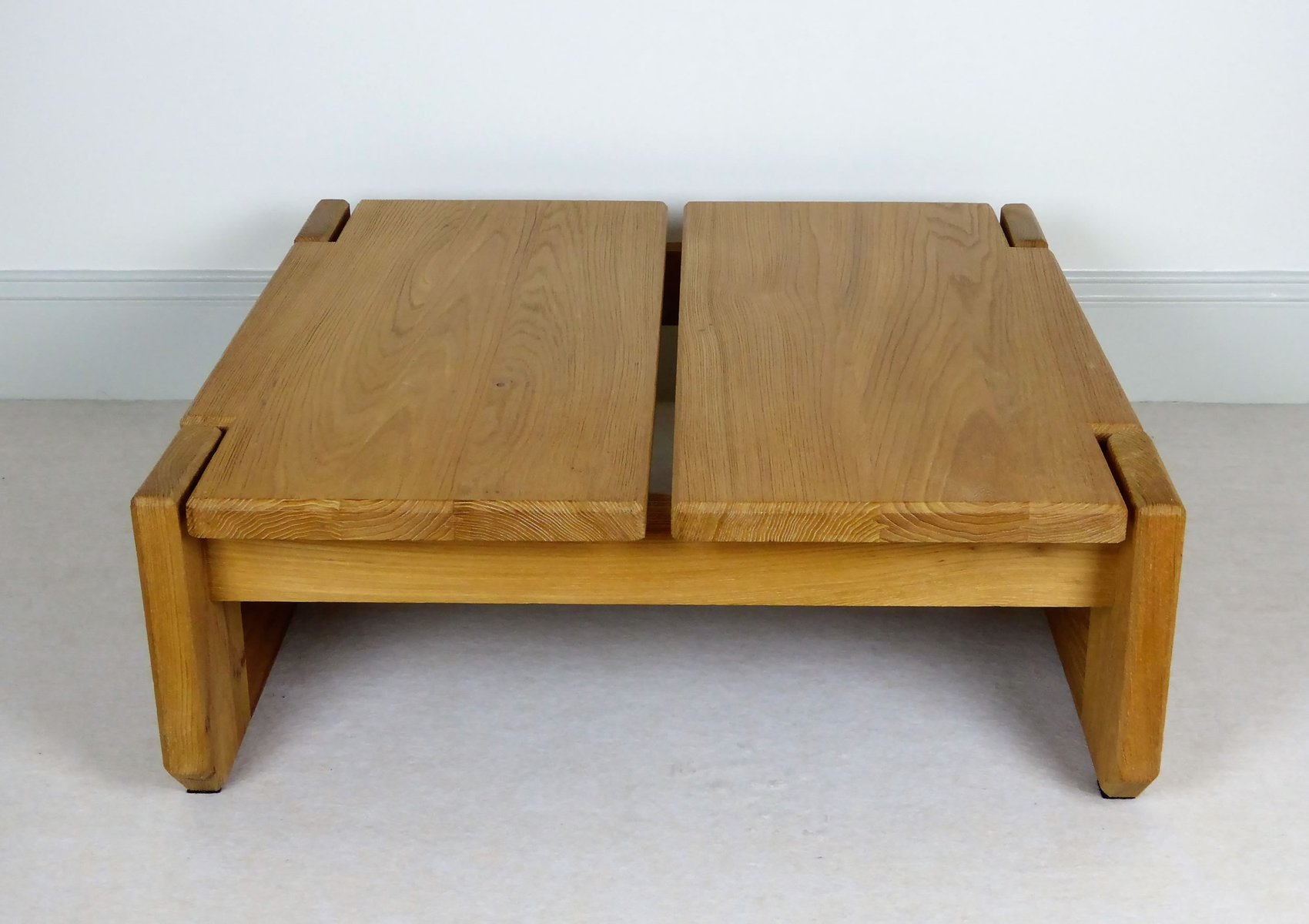 Vintage French Solid Elm Coffee Table From Regain Furniture 1960s Vintage French Solid Elm Coffee Table From Regain Furniture 1960s