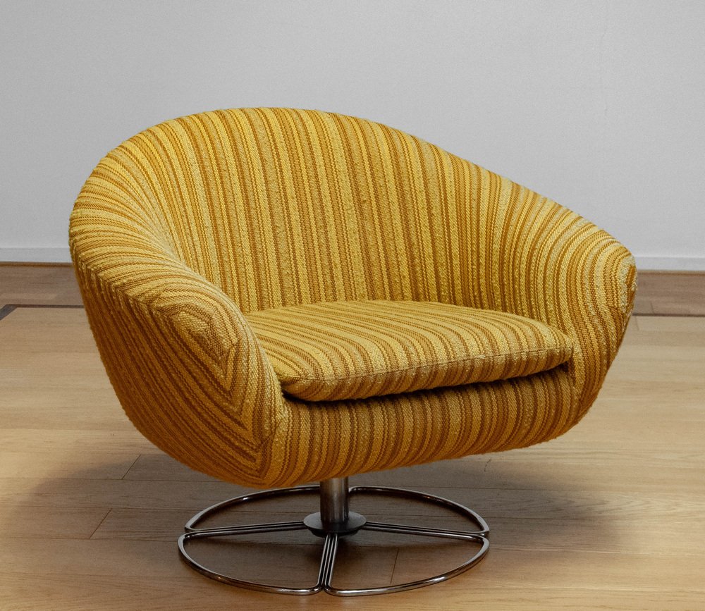 Yellow Bouclé Swivel Chair from Dux, Sweden, 1960s for sale at Pamono