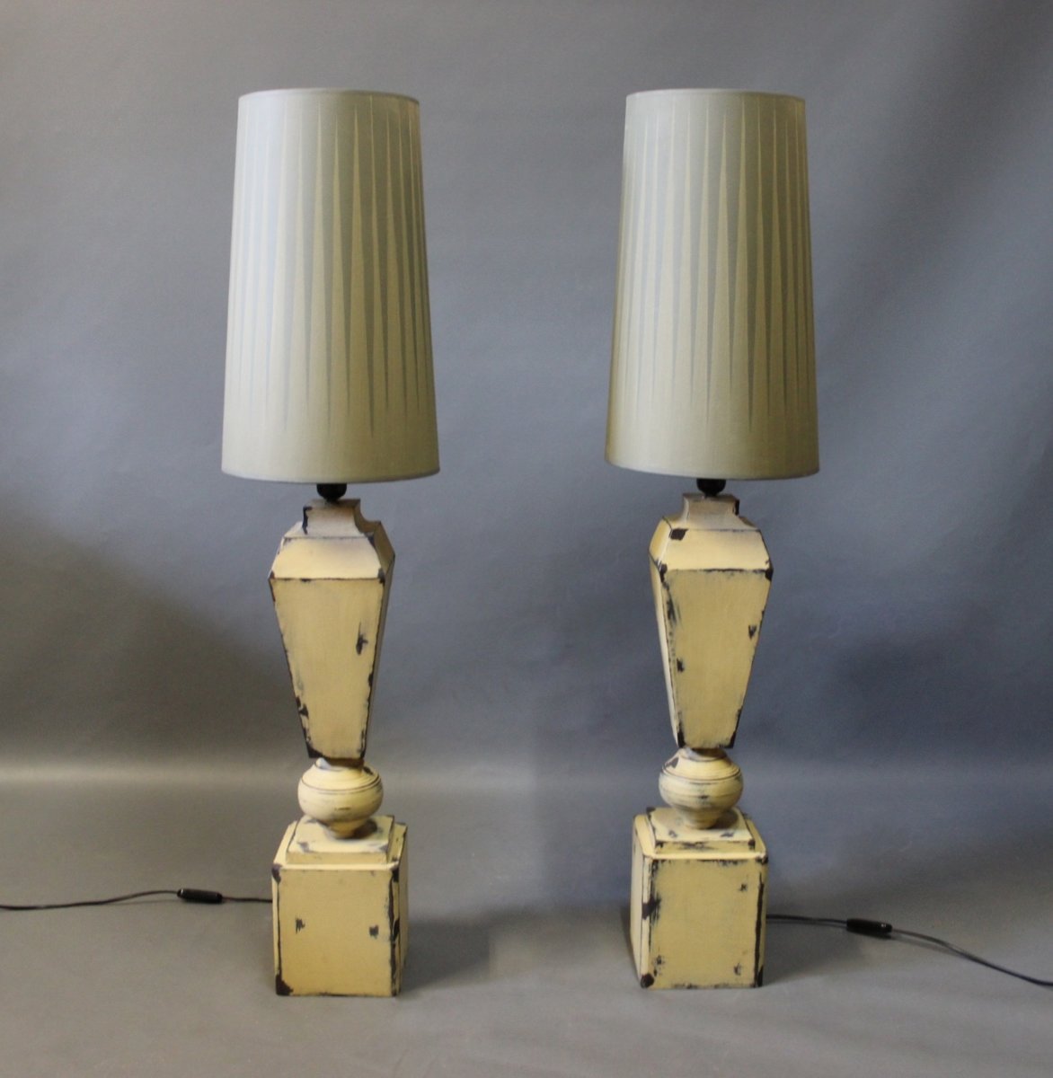 Grey Table Lamps, Set of 2 for sale at Pamono