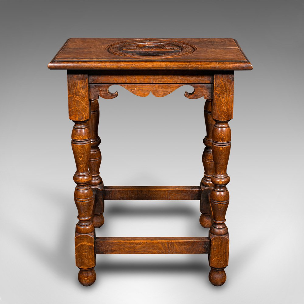 English Oak Vergers Stool, 1900s for sale at Pamono