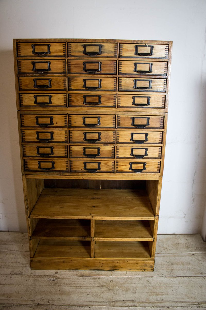 Vintage Kiefernholz Aktenschrank bei Pamono kaufen