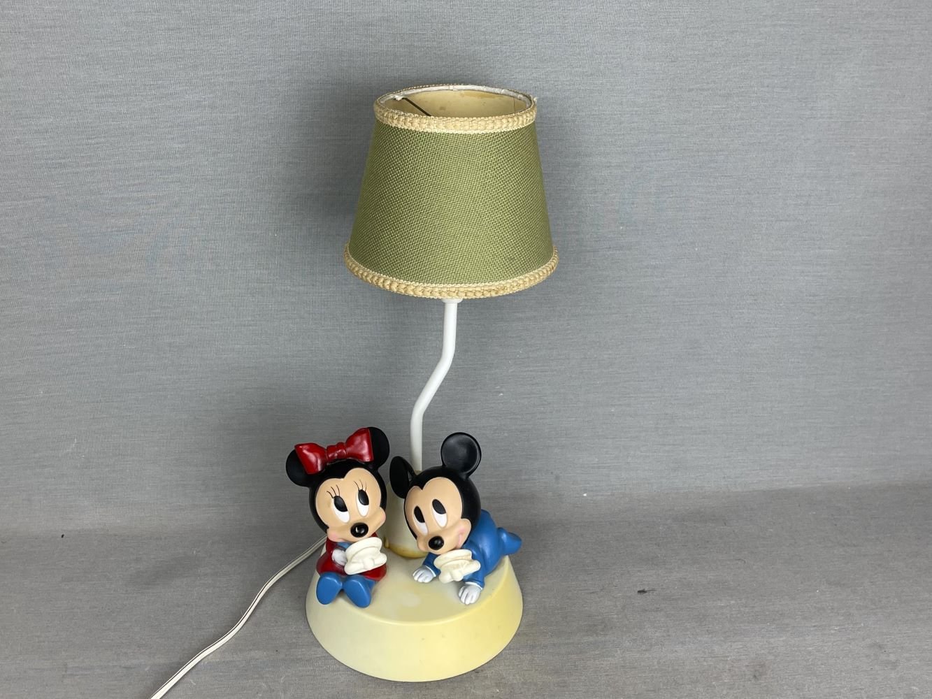 Amerikanische Mickey Mouse Tischlampe von Walt Disney, 1984 bei Pamono ...