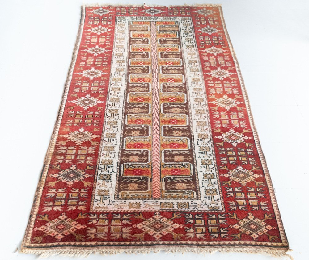 Wool Rug Eastern Vintage Eastern Wool Rug for sale at Pamono