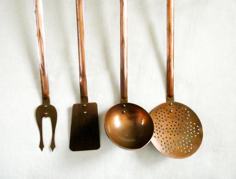 Vintage French Copper Kitchen Utensils, 1960s, Set of 5 for sale at Pamono