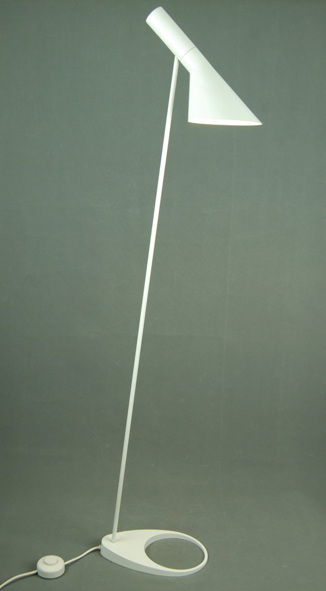 Vintage AJ Floor Lamp by Arne Jacobsen for Louis Poulsen for sale at Pamono