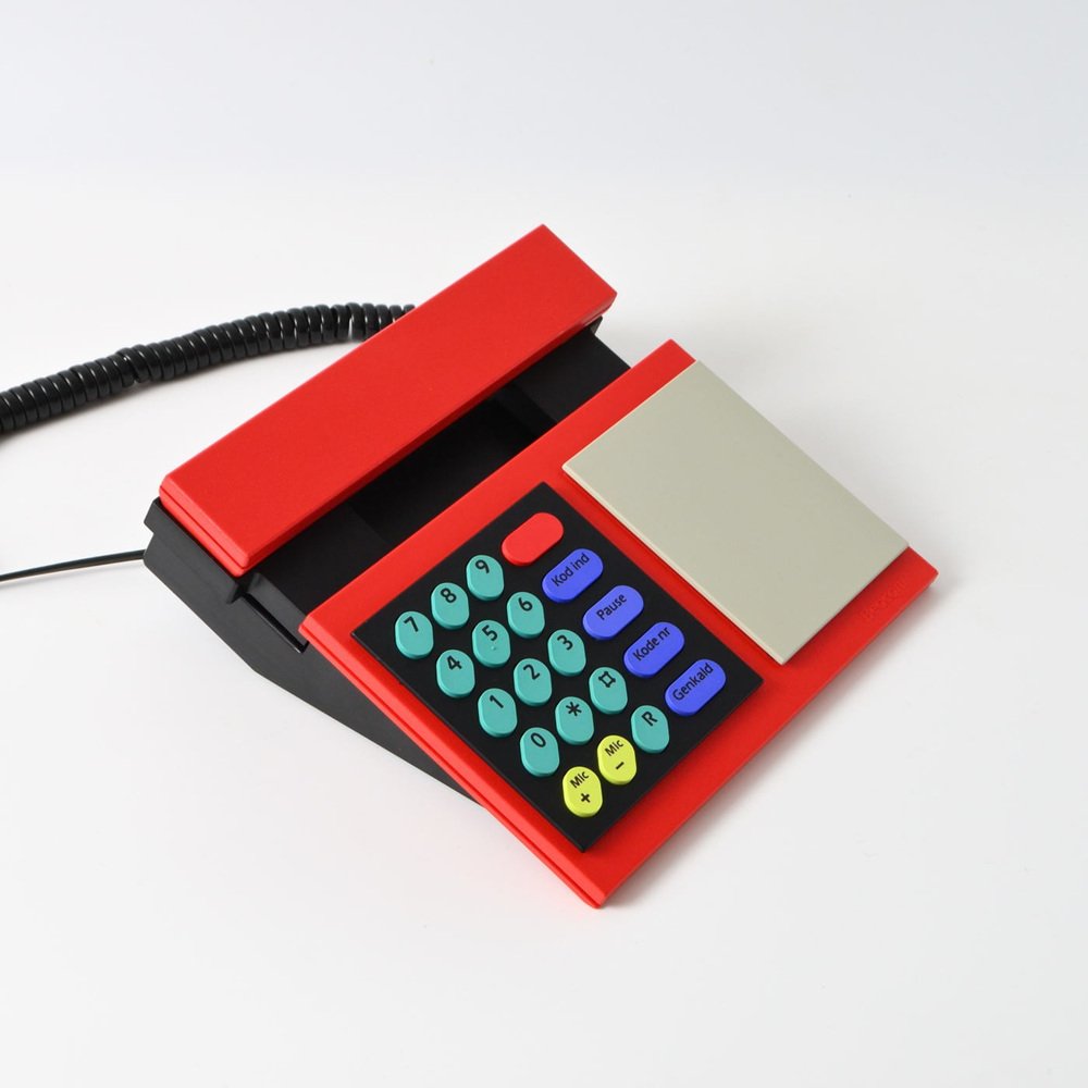 Lone and Gideon Lindinger-Loewy - Bang & Olufsen - Telephone - BeoCom