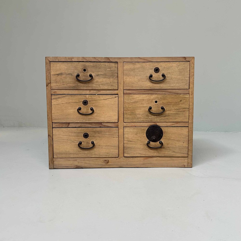 Small Taishō Period Japanese Tansu Drawer Chest, 1920s for sale at Pamono