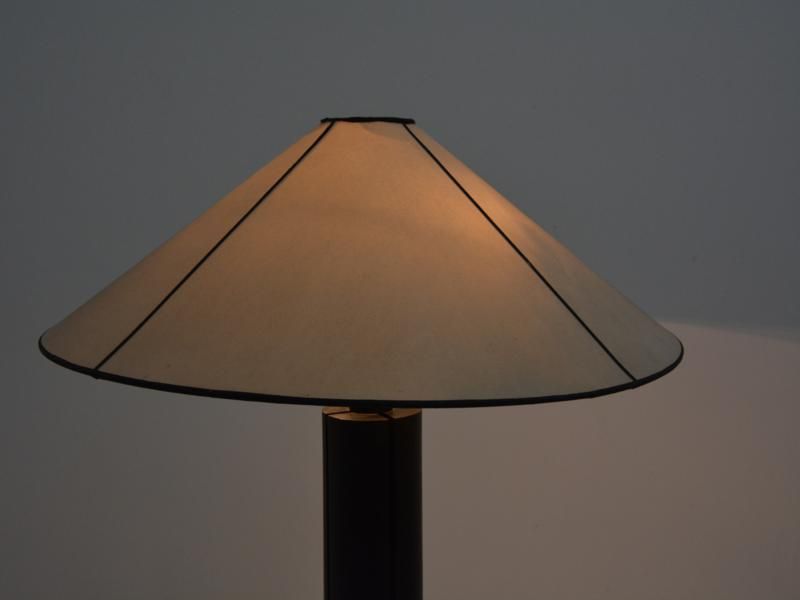 Plafoniere Con Base In Legno : Lampade da terra con base in legno soggiorno