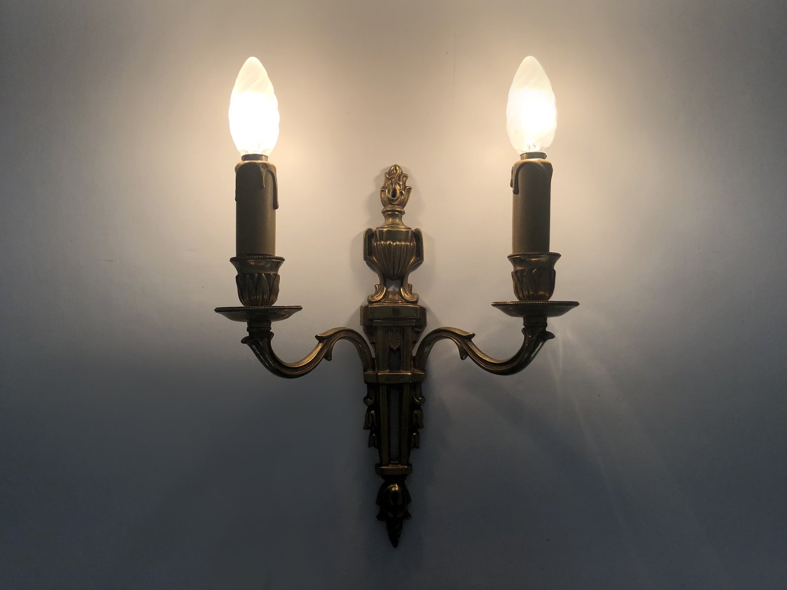 Vintage Wall Lights in Bronze, 1950s, Set of 2 for sale at Pamono