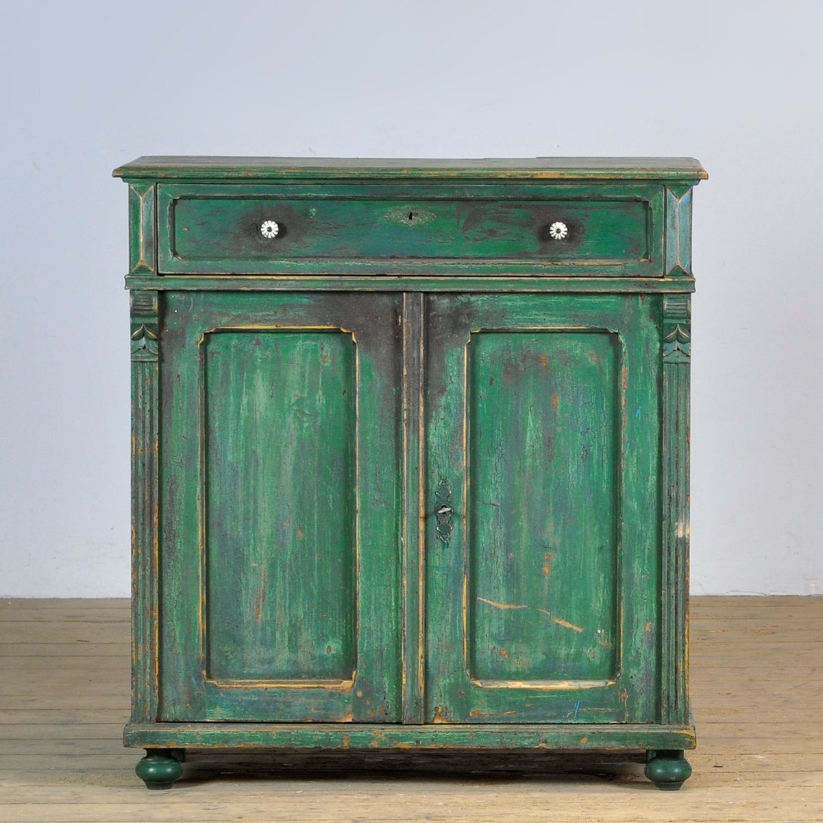 Antique Pine Dresser, 1910s for sale at Pamono