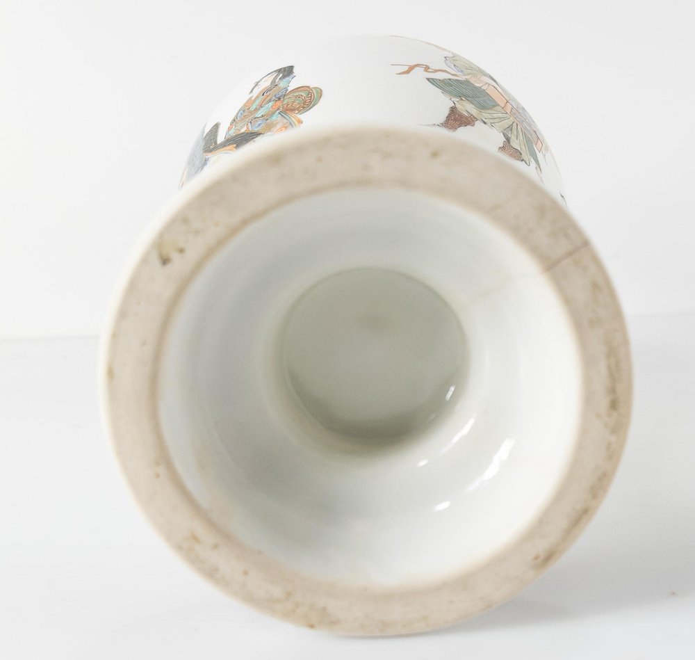 Japanese Meiji Satsuma Style Porcelain Vase for sale at Pamono