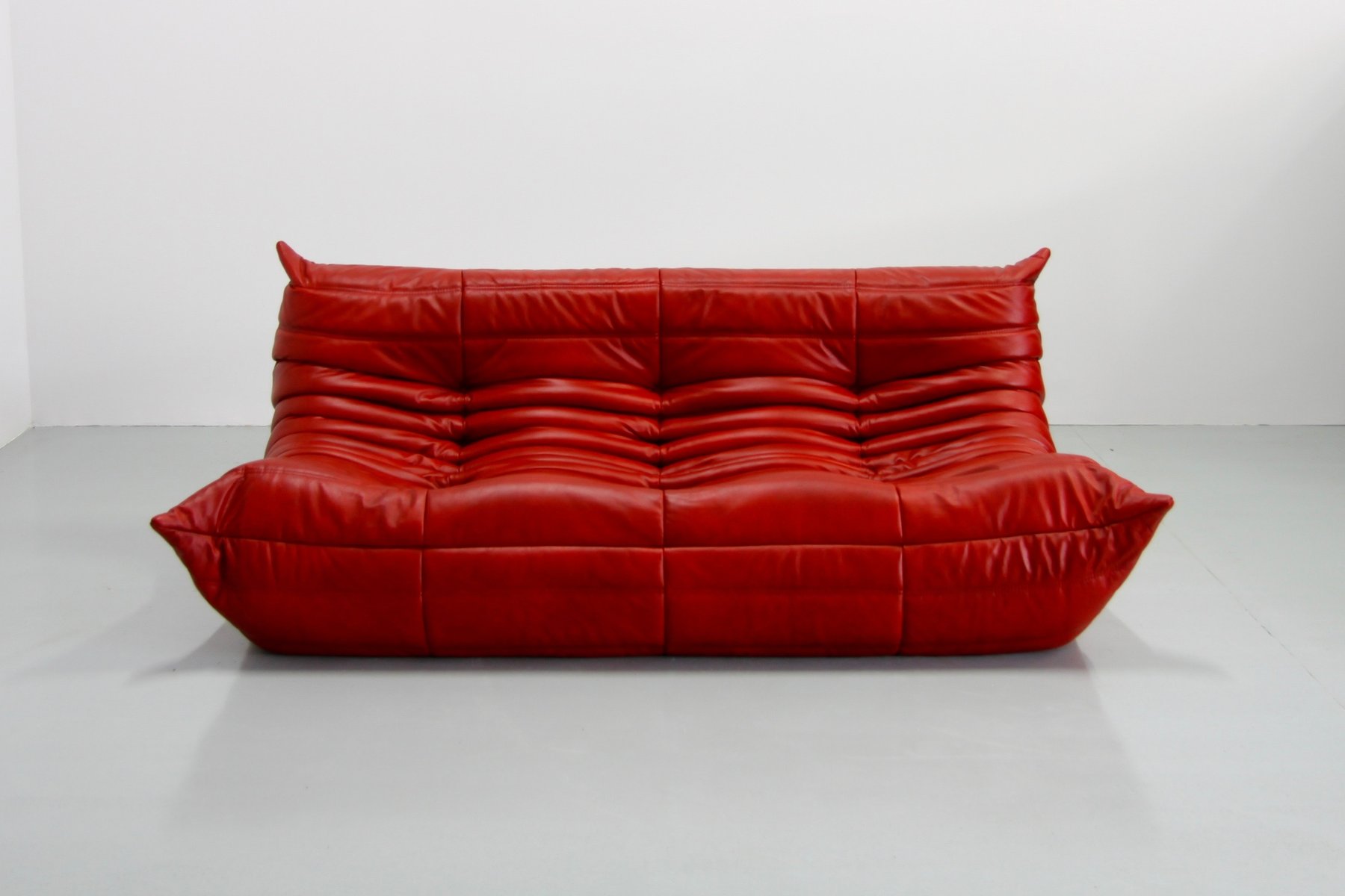 Vintage Red Leather Togo Sofa By Michel Ducaroy For Ligne Roset Vintage Red Leather Togo Sofa By Michel Ducaroy For Ligne Roset