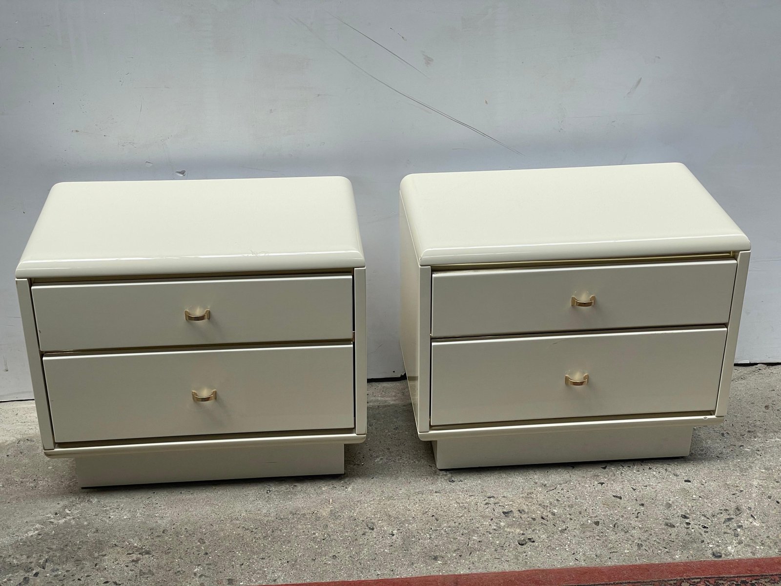 Cream Nightstand Set Of 2null