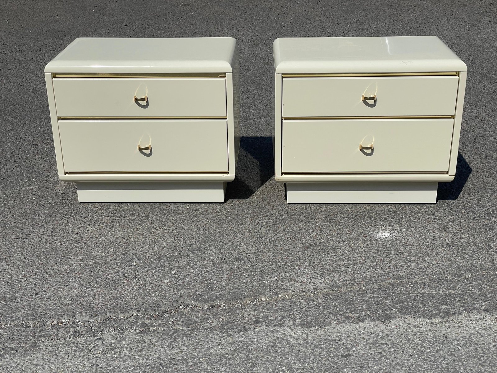 Cream Nightstand Set Of 2null