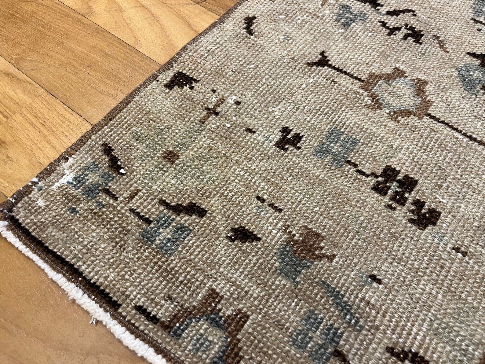 Handmade Aztec Muted Bohemian Rug, 1980s for sale at Pamono