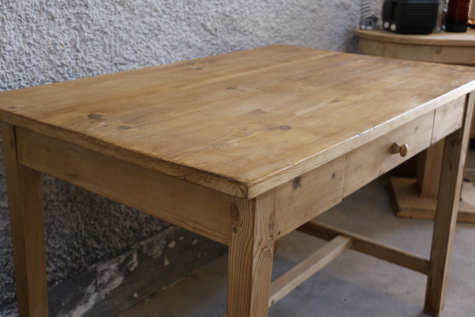Country House Dining Table for sale at Pamono