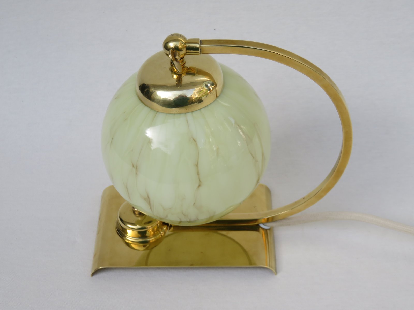 Lampe de Chevet Art Déco en Laiton & Verre Flambé en vente sur Pamono