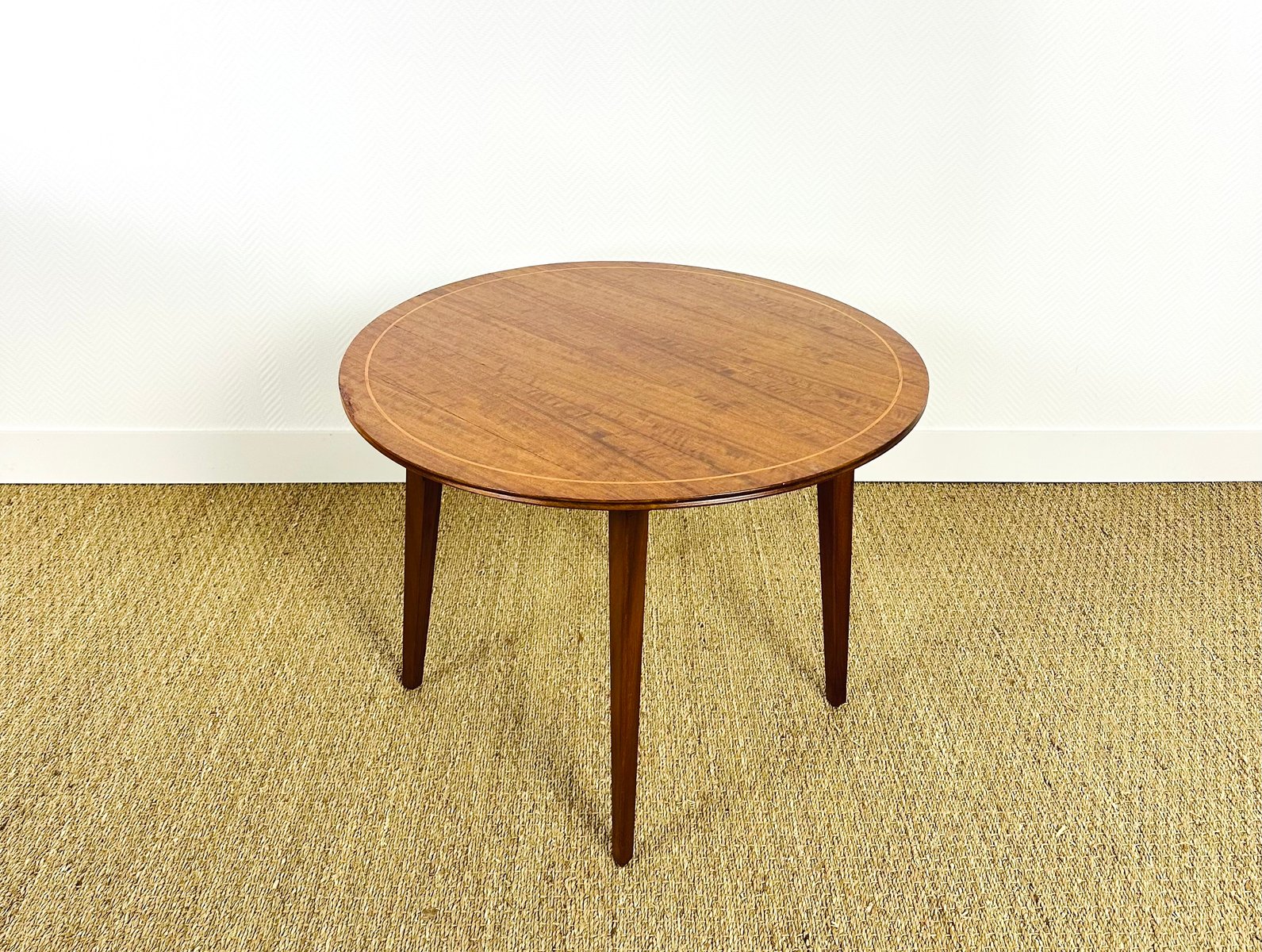 Vintage Round Coffee Table, 1960s for sale at Pamono