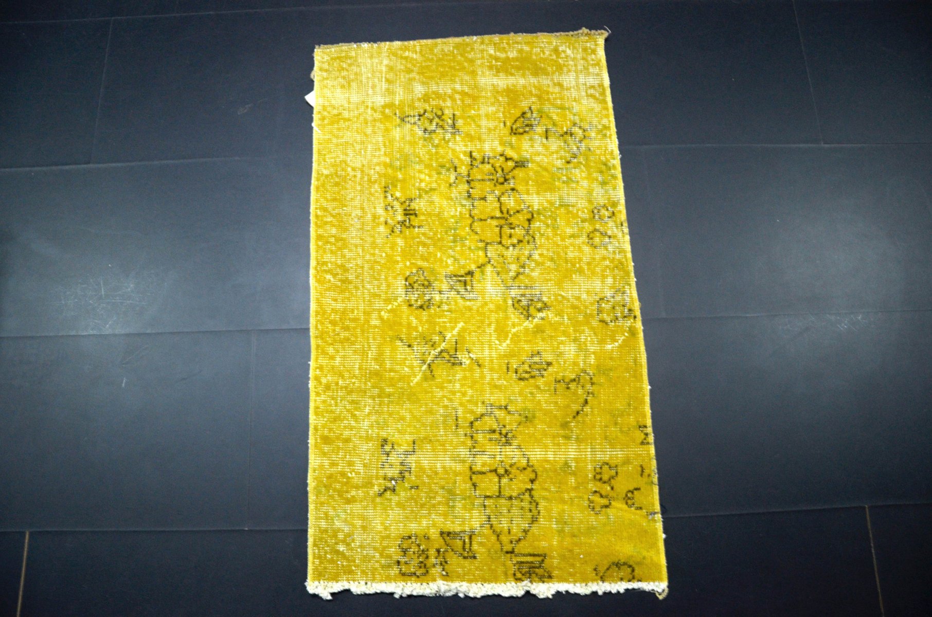 Small Yellow Door Mat Rug, 1960 for sale at Pamono