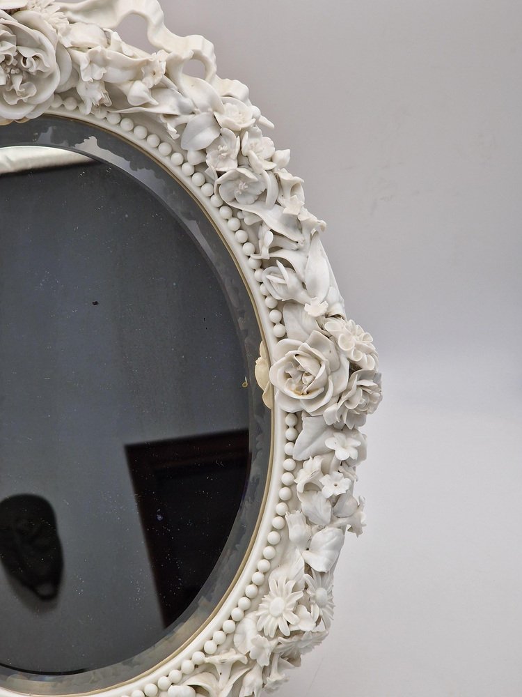Petit Miroir Rotatif Ancien Sur Pied - Porcelaine Blanche à Motifs Floraux