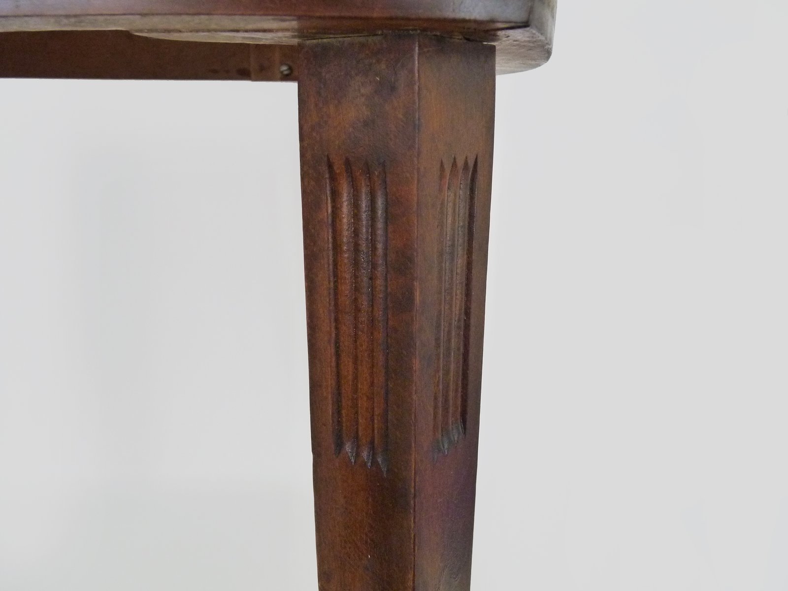 Vintage Wooden Pedestal Table from Stella, 1970s for sale at Pamono