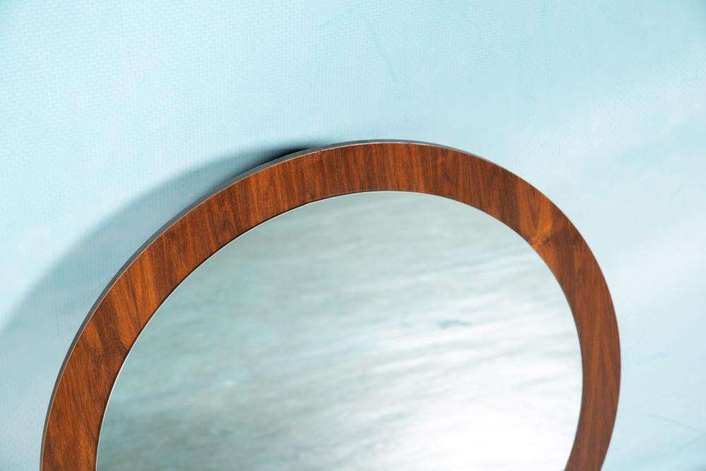Vintage Round Mirror in Walnut, 1960s for sale at Pamono