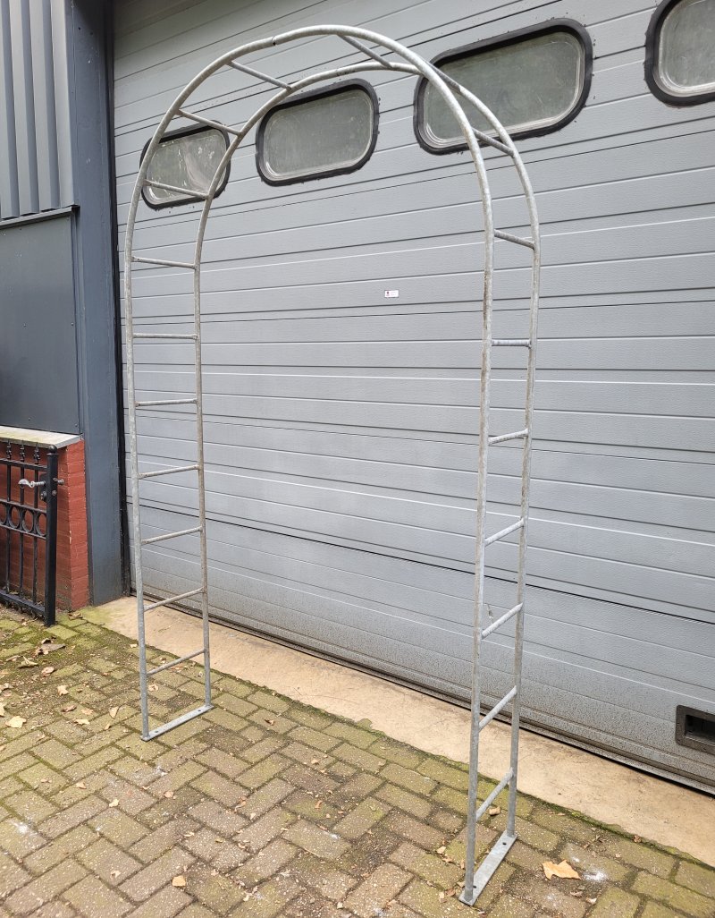 Classic Galvanized Rose Arch Rack for Climbing Plants for sale at Pamono