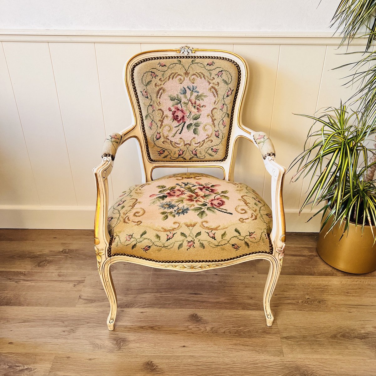 antique-french-louis-xv-style-armchair-1920s-for-sale-at-pamono