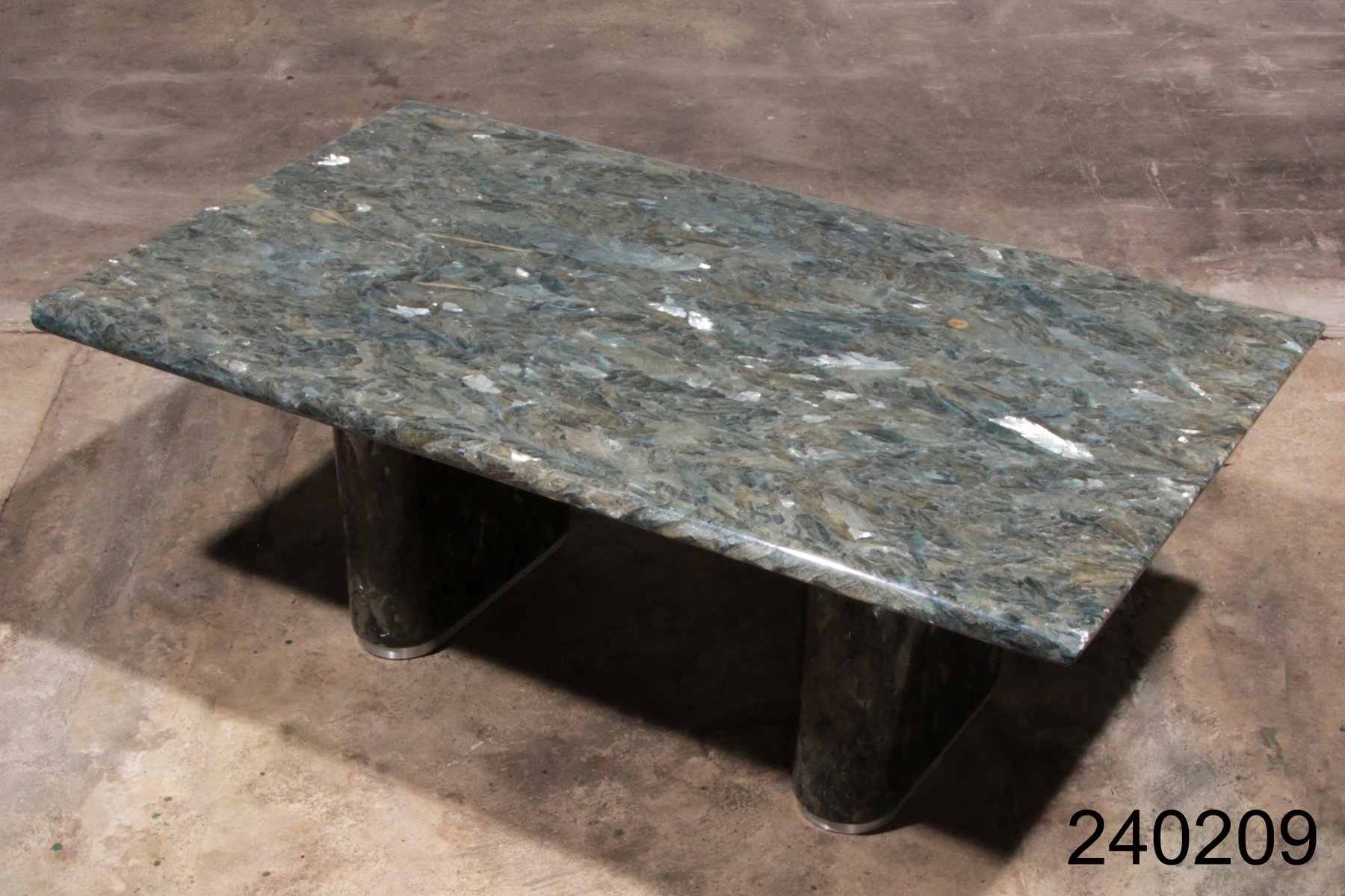 Vintage Italian Natural Stone Coffee Table, 1970 for sale at Pamono