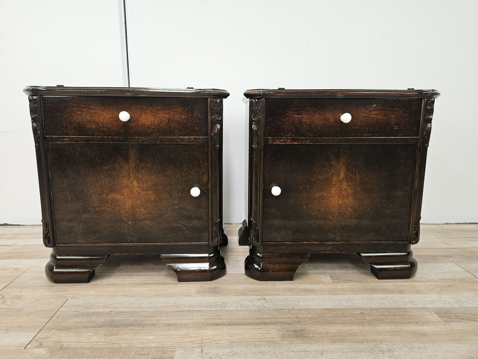 Art Deco Bedside Tables in Walnut with White Knobs, 1940, Set of 2 for