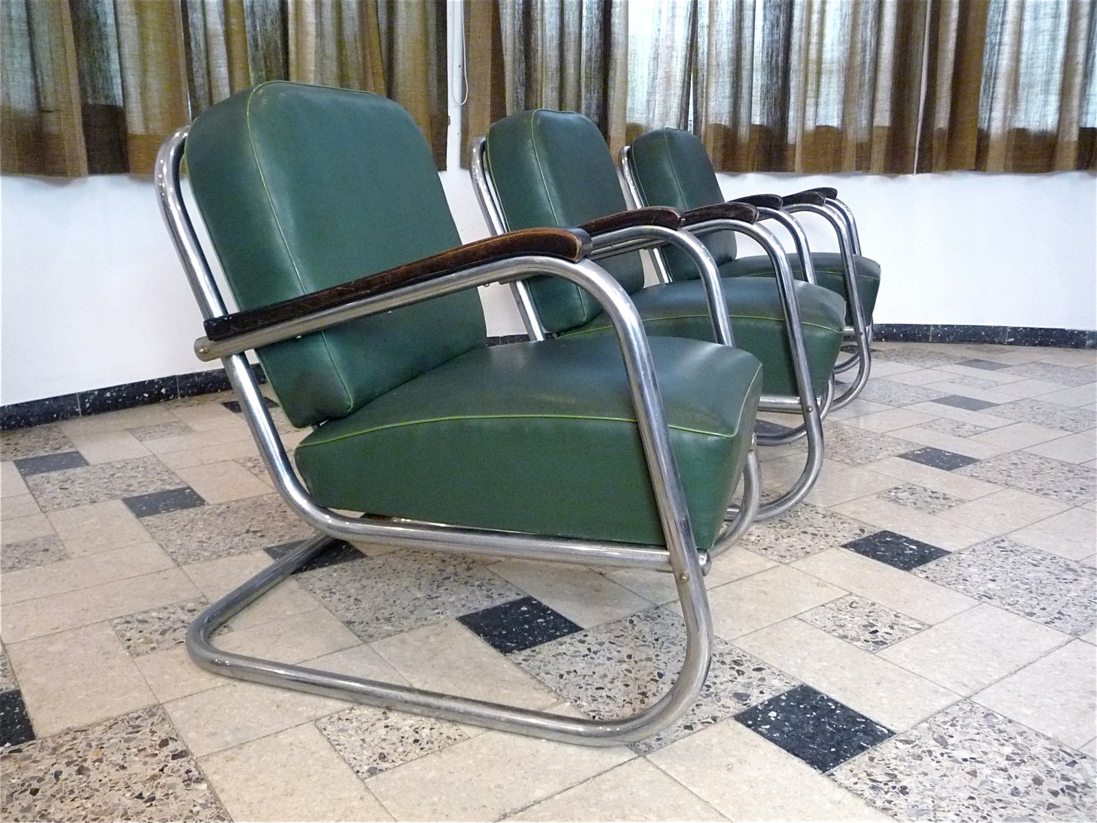 German Tubular Steel Bauhaus Cantilever Chairs from Mauser Werke, 1930s