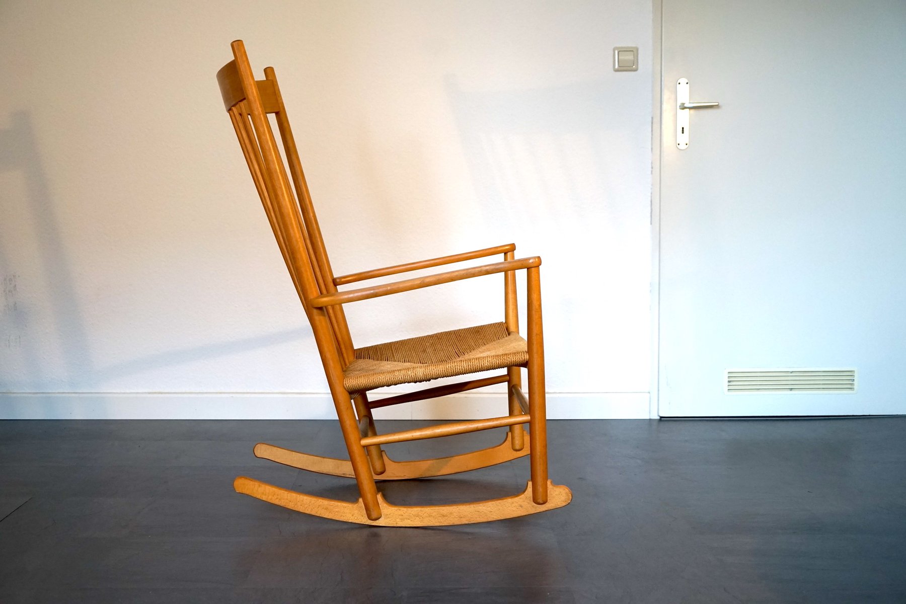 Mobler Rocking Chair Mid-Century J16 Rocking Chair by Hans Wegner for FDB Mobler, 1960s for ...