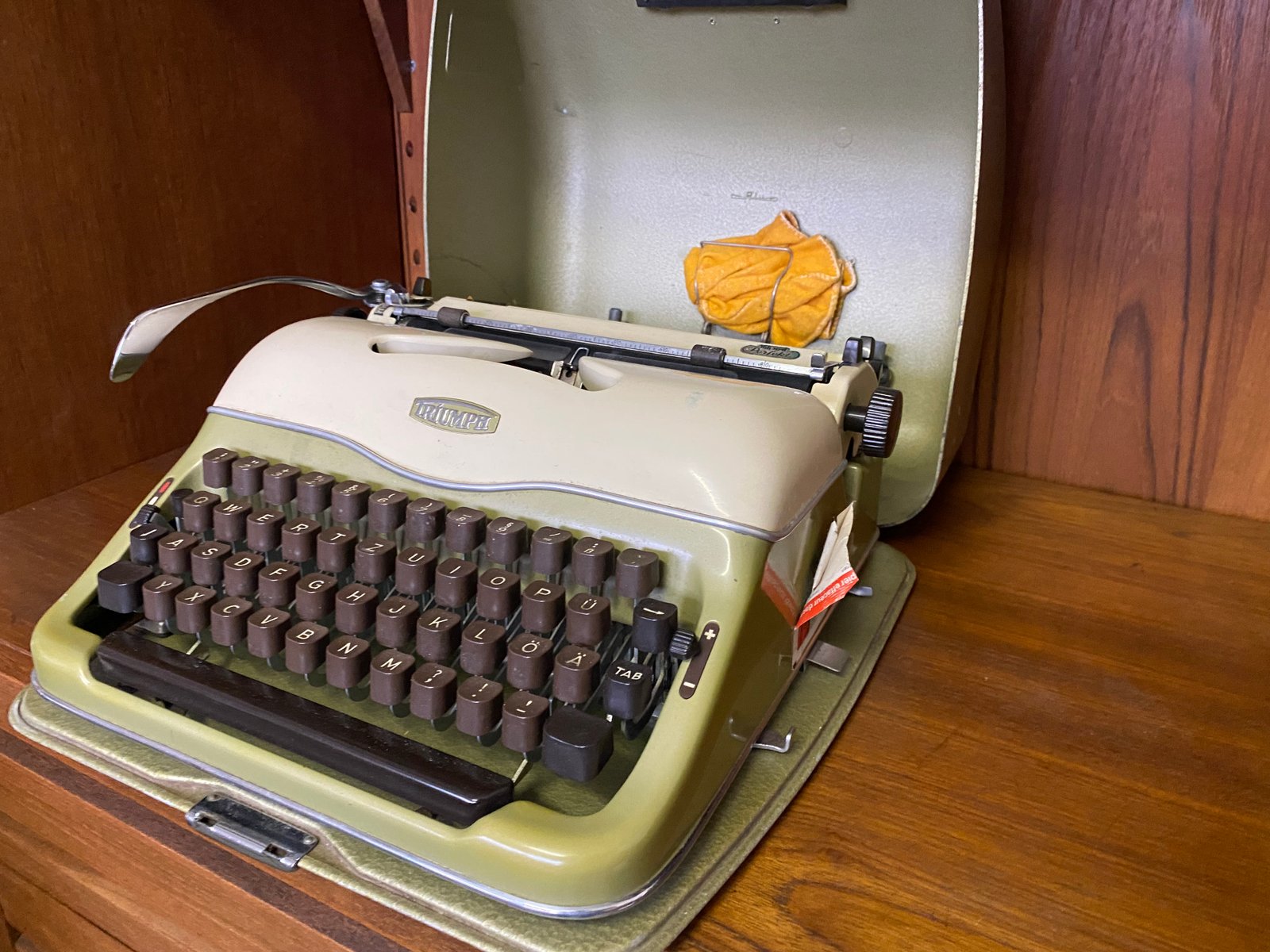 Vintage Typewriter Model Gabriele 3 from Triumph, 1960s for sale at Pamono