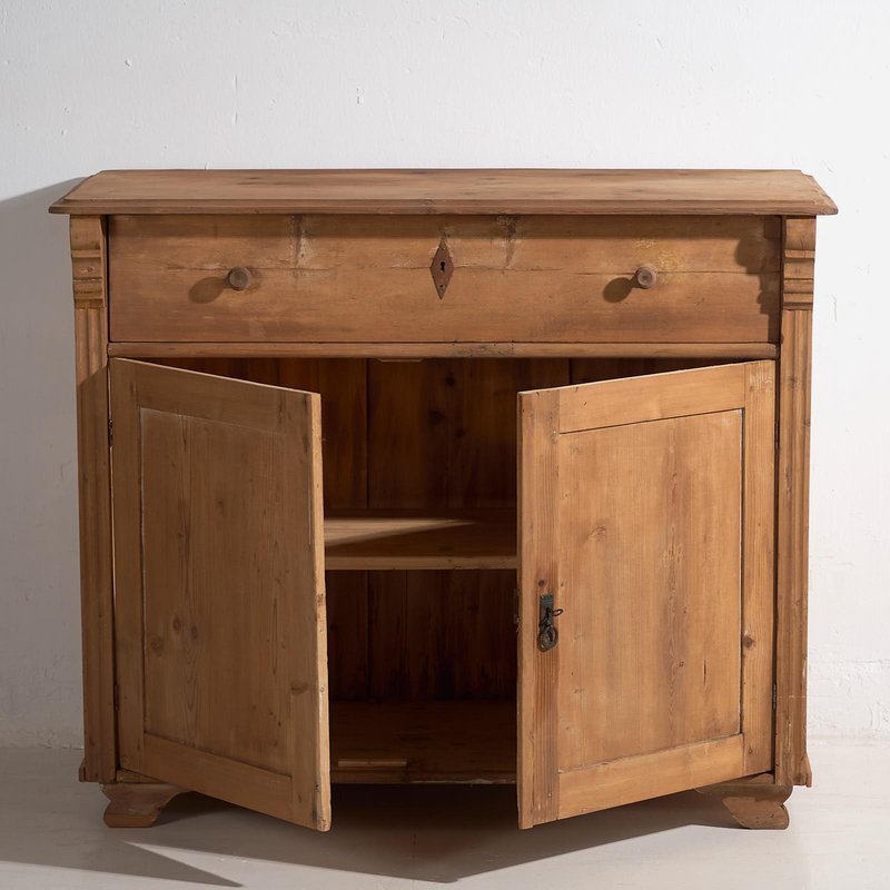 Vintage Bedroom Chest of Drawers, 1920 for sale at Pamono