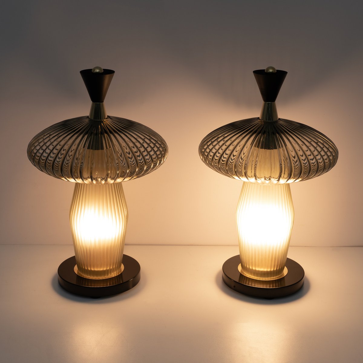Mushroom-Shaped Table Lamps Murano Glass and Brass in Feng Shui style ...