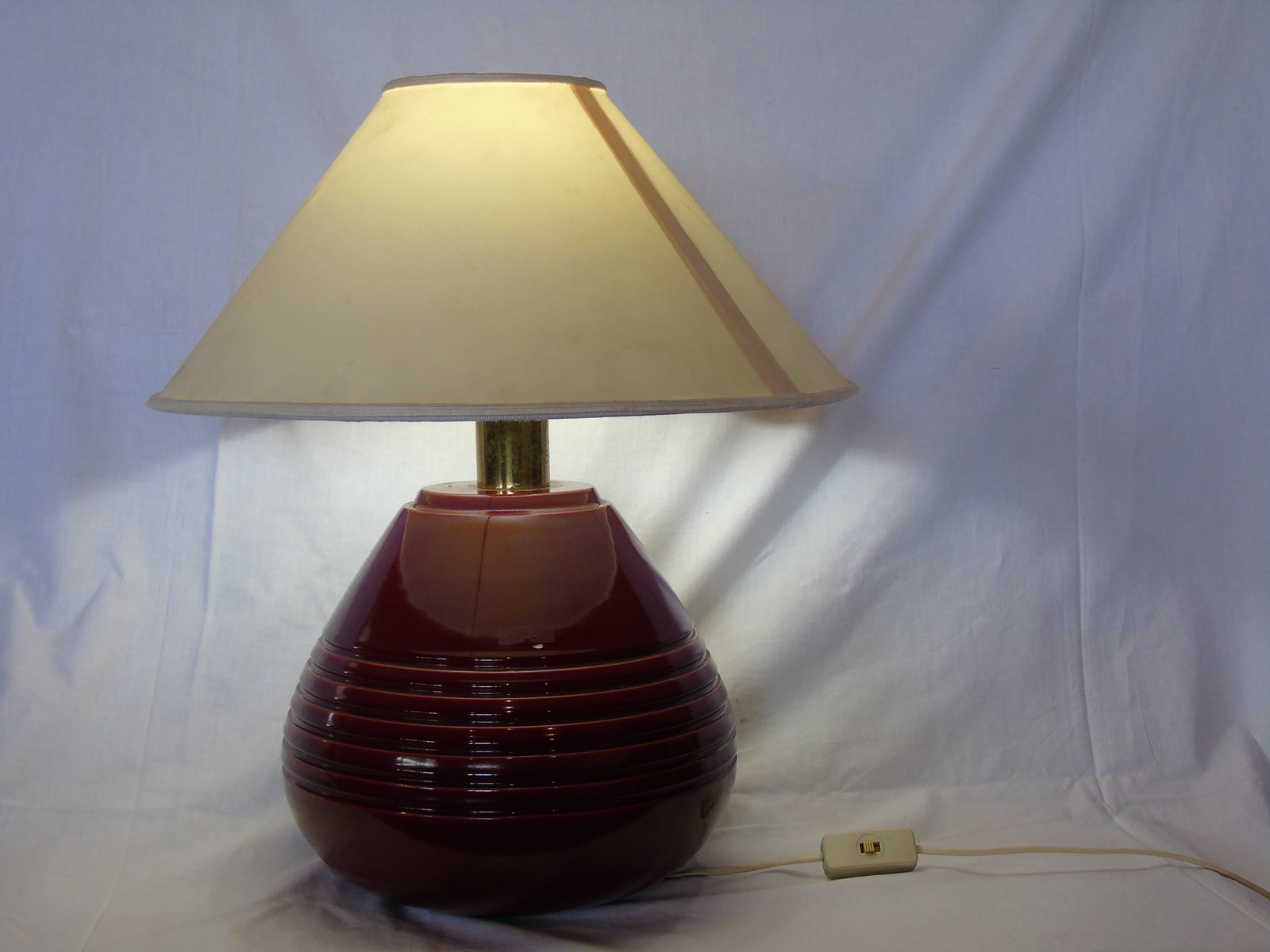 Vintage Red Ceramic Table Lamp 1960s For At Pamono Vintage Red Ceramic Table Lamp 1960s 3 382 00 Per Piece