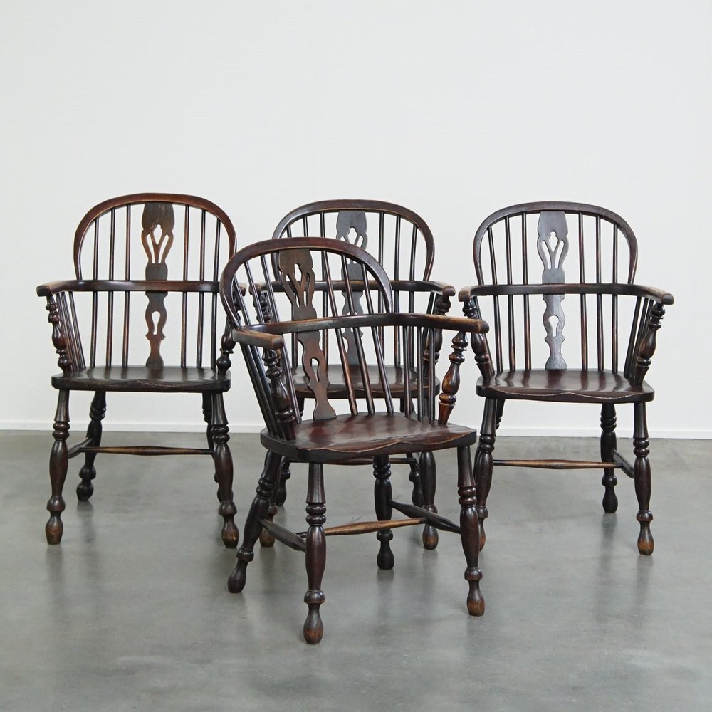 English Lowback Windsor Dining Room Chairs, Set of 4 for sale at Pamono — free download