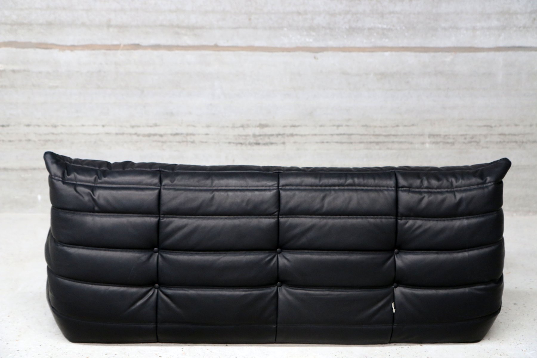 Vintage Three Seater Togo Black Leather Sofa By Michel Ducaroy For Vintage Three Seater Togo Black Leather Sofa By Michel Ducaroy For Ligne Roset