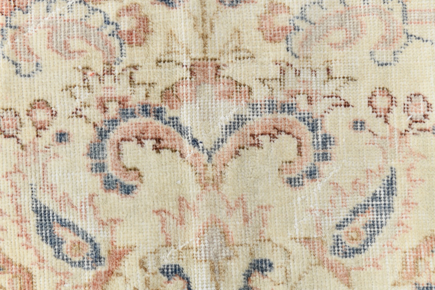 Large Turkish Pastel Rug in Wool for sale at Pamono