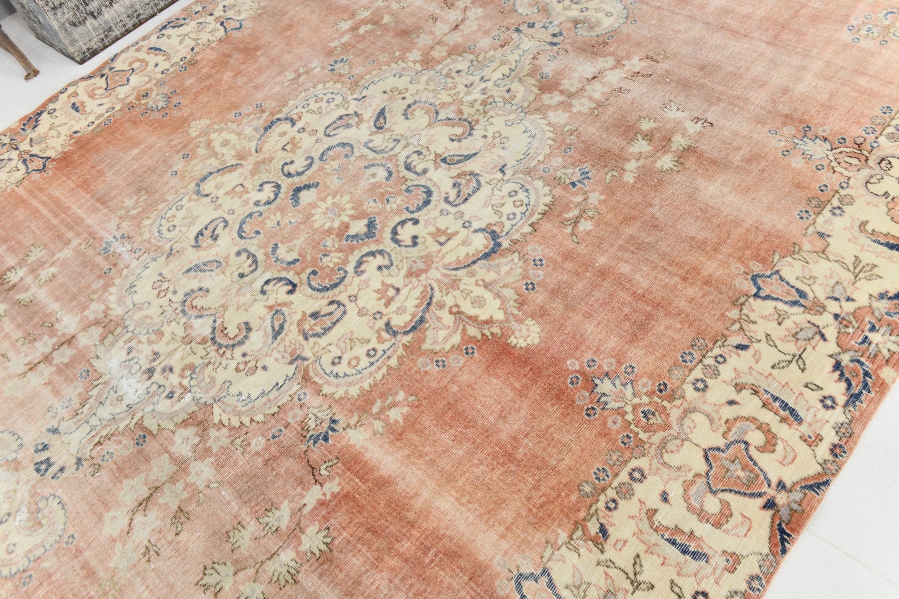 Large Turkish Pastel Rug in Wool for sale at Pamono