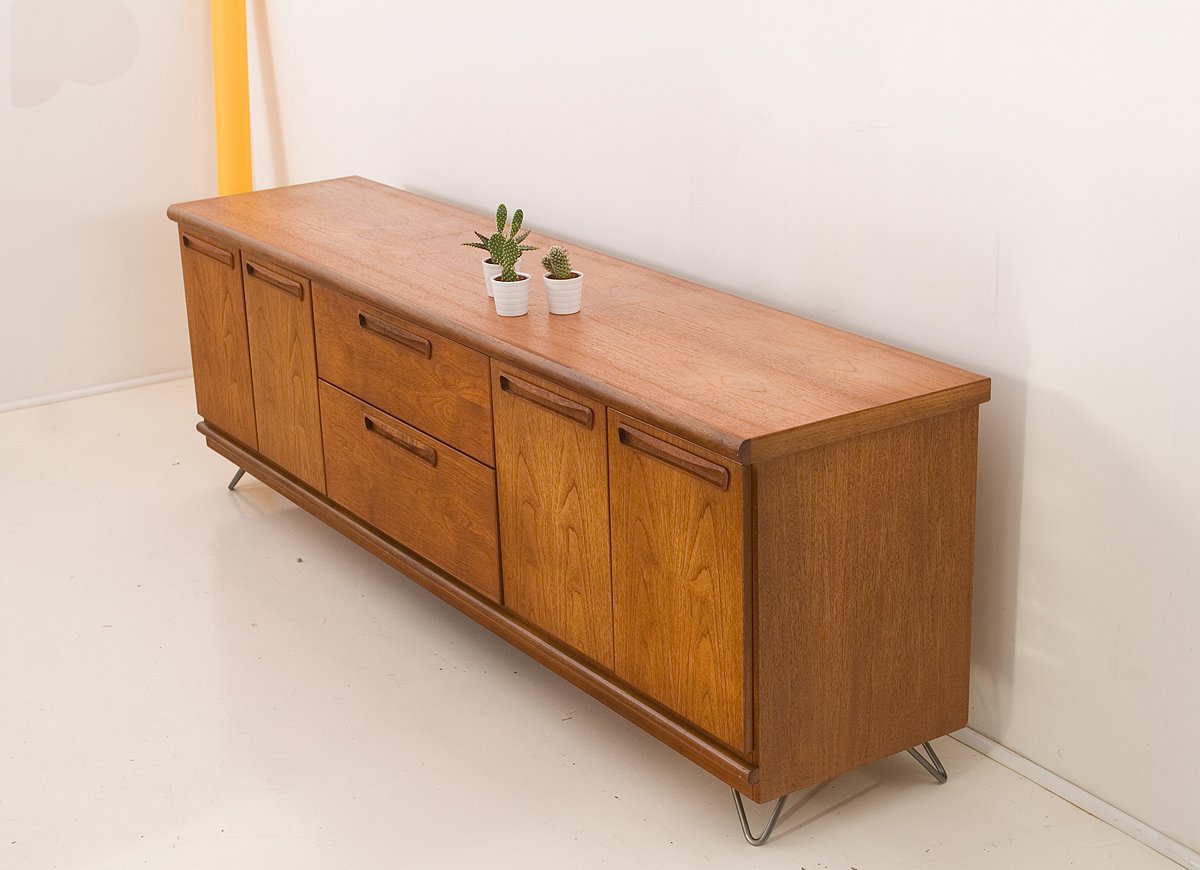 Vintage Teak Sideboard und Multimedia Schrank von Meredew ...