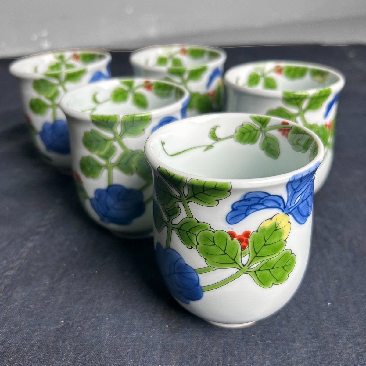 Enceladus Crater Arita Porcelain Soba Cup