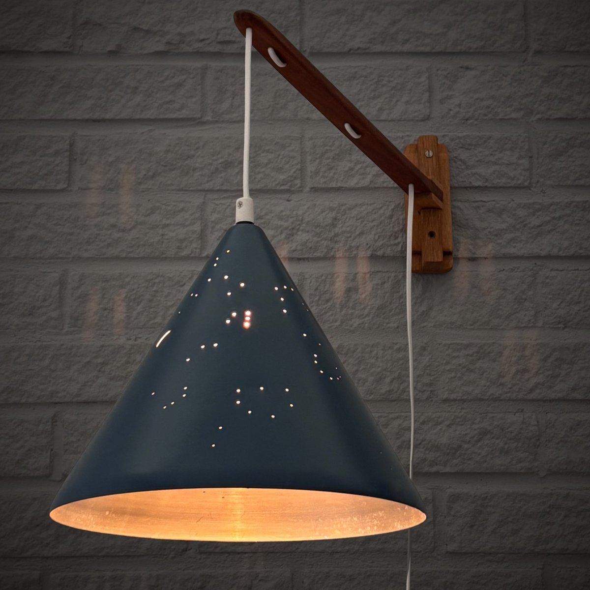 MidCentury Scandinavian Wall Lamp with Star Constellations, Sweden — free download