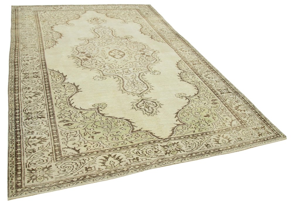 Vintage Turkish Handmade Rug for sale at Pamono