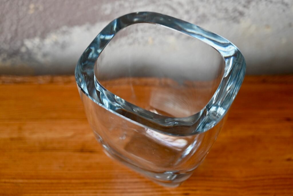 Swedish Crystal Vase from Strömbergshyttan, 1950s for sale at Pamono
