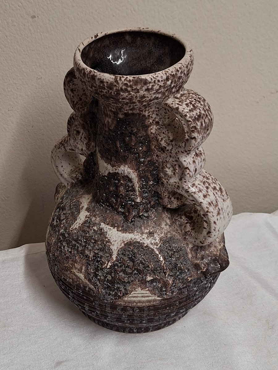 Vase en céramique de style Fat Lava